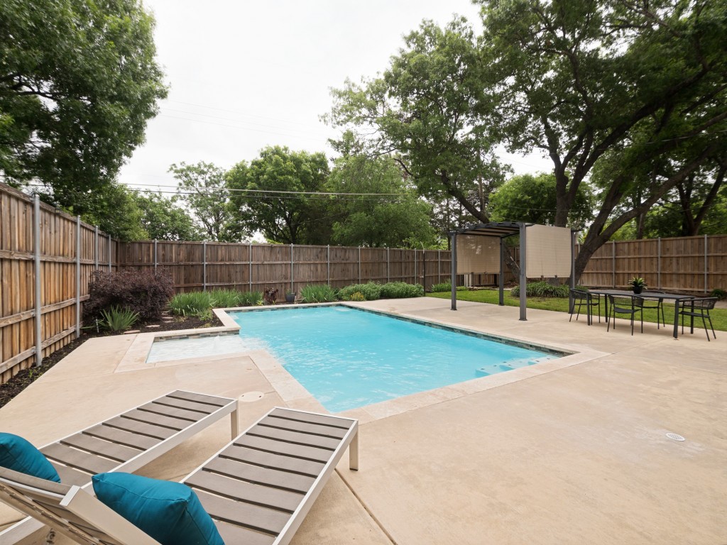 3228 Cedarcroft Lane Dallas TX 75233