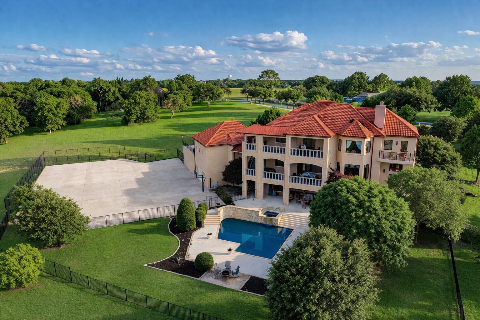 323 Kings Court Forney TX 75126