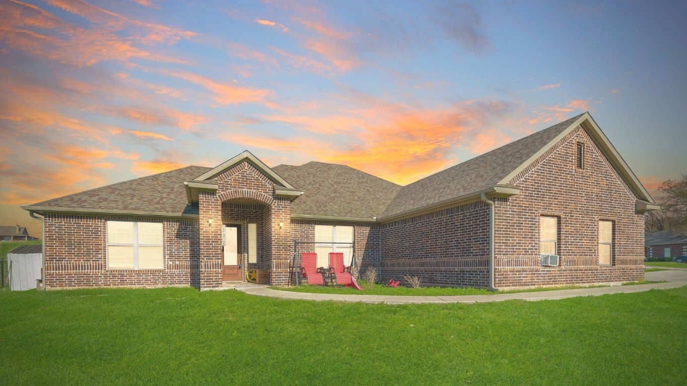 95 Meadow Hill Lane Sherman TX 75090
