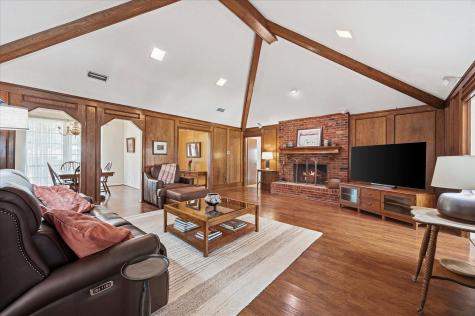 1601 Fairway Circle Garland TX 75043