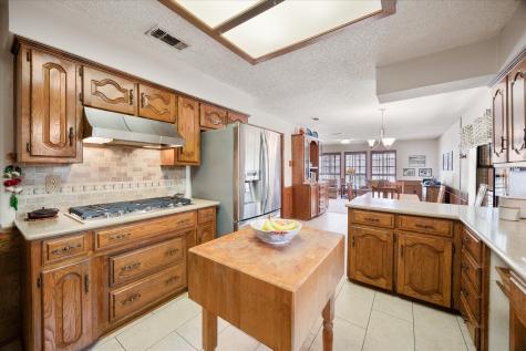 1601 Fairway Circle Garland TX 75043