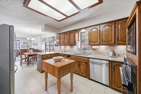 1601 Fairway Circle Garland TX 75043