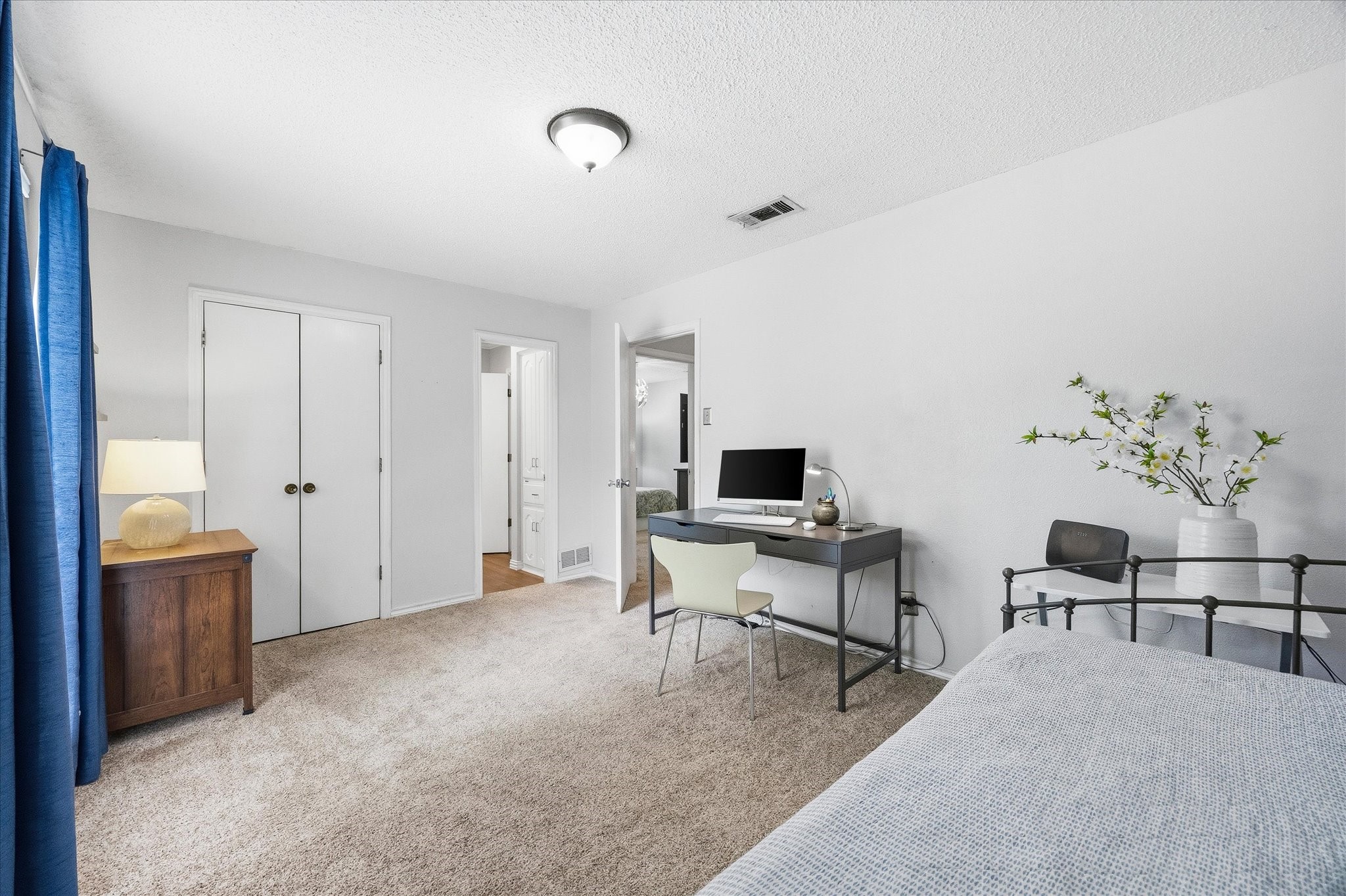 1601 Fairway Circle Garland TX 75043