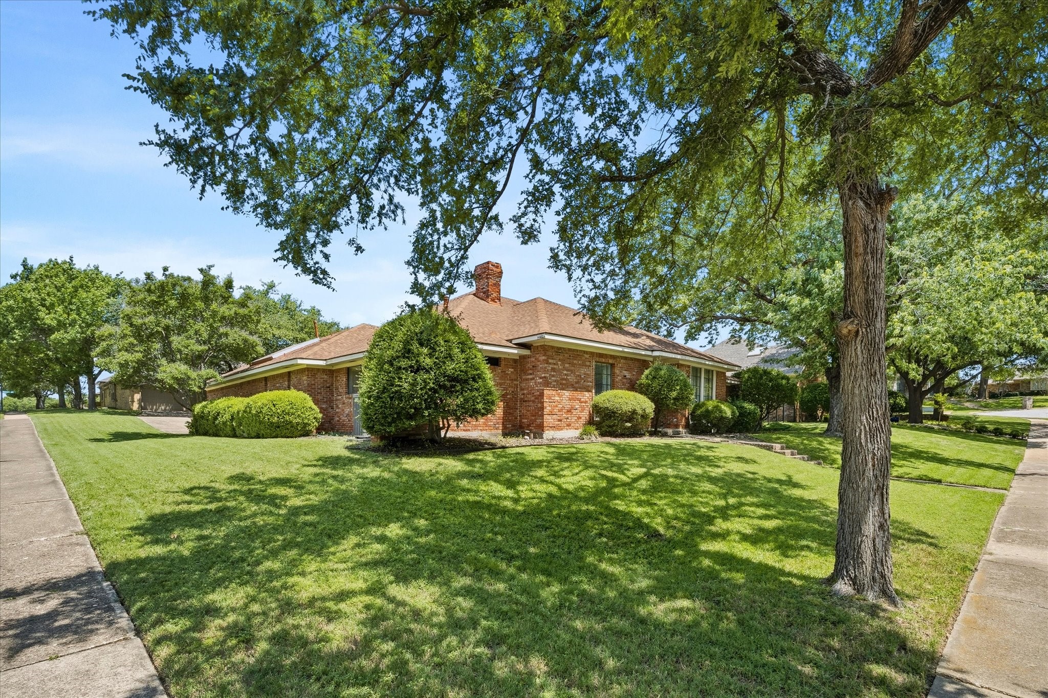 1601 Fairway Circle Garland TX 75043