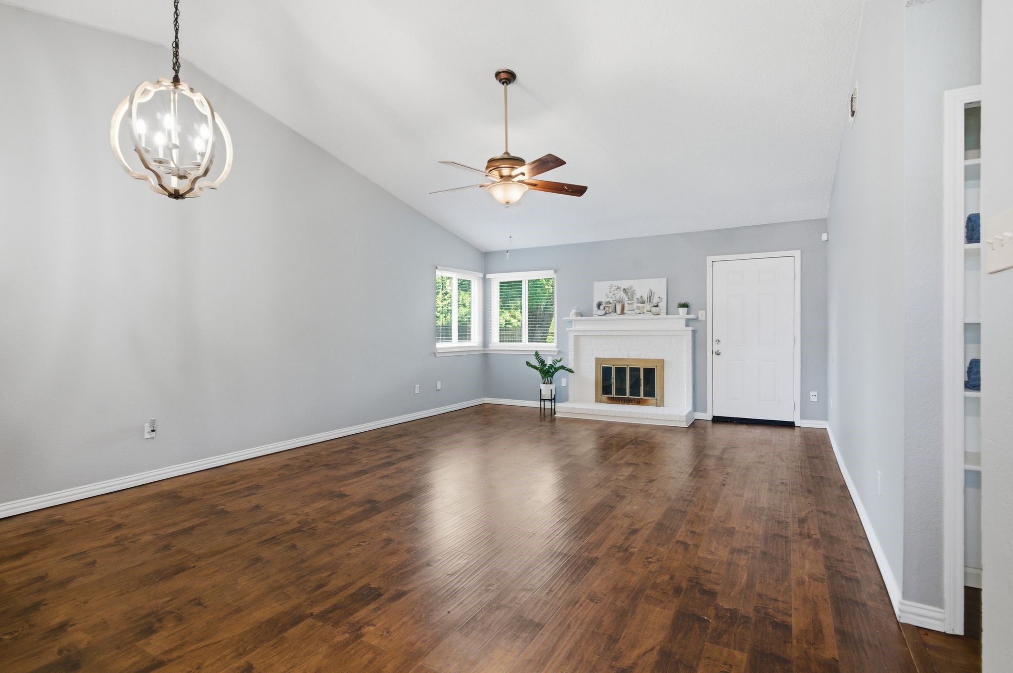 5665 Whitley Road Haltom City TX 76148