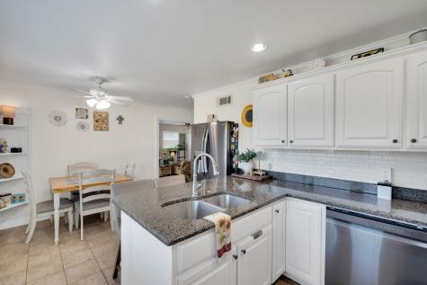 1104 Sheridan Lane Cleburne TX 76033