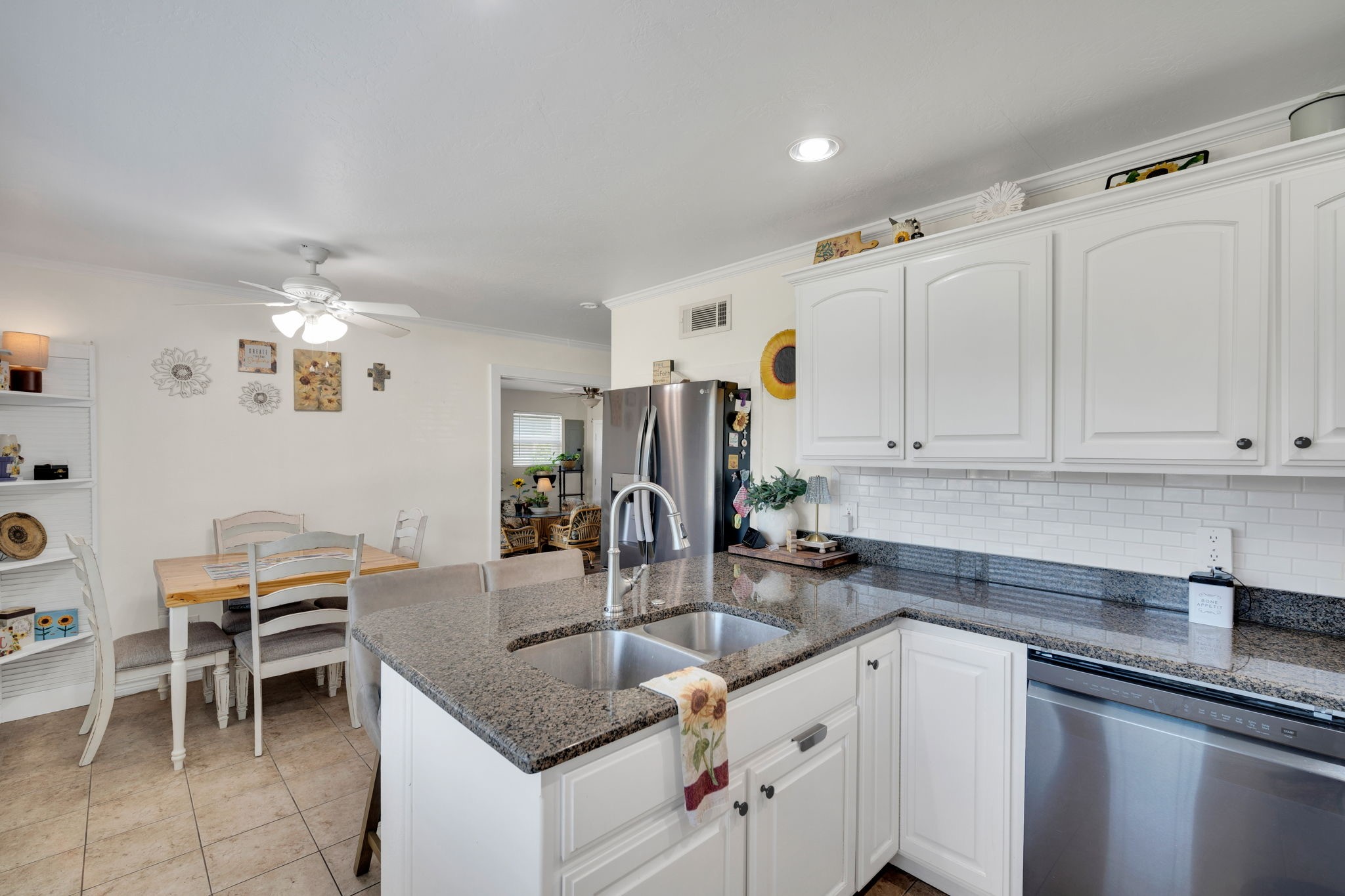 1104 Sheridan Lane Cleburne TX 76033