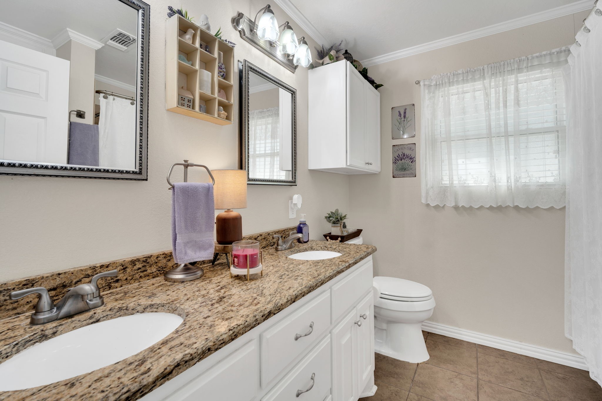 1104 Sheridan Lane Cleburne TX 76033