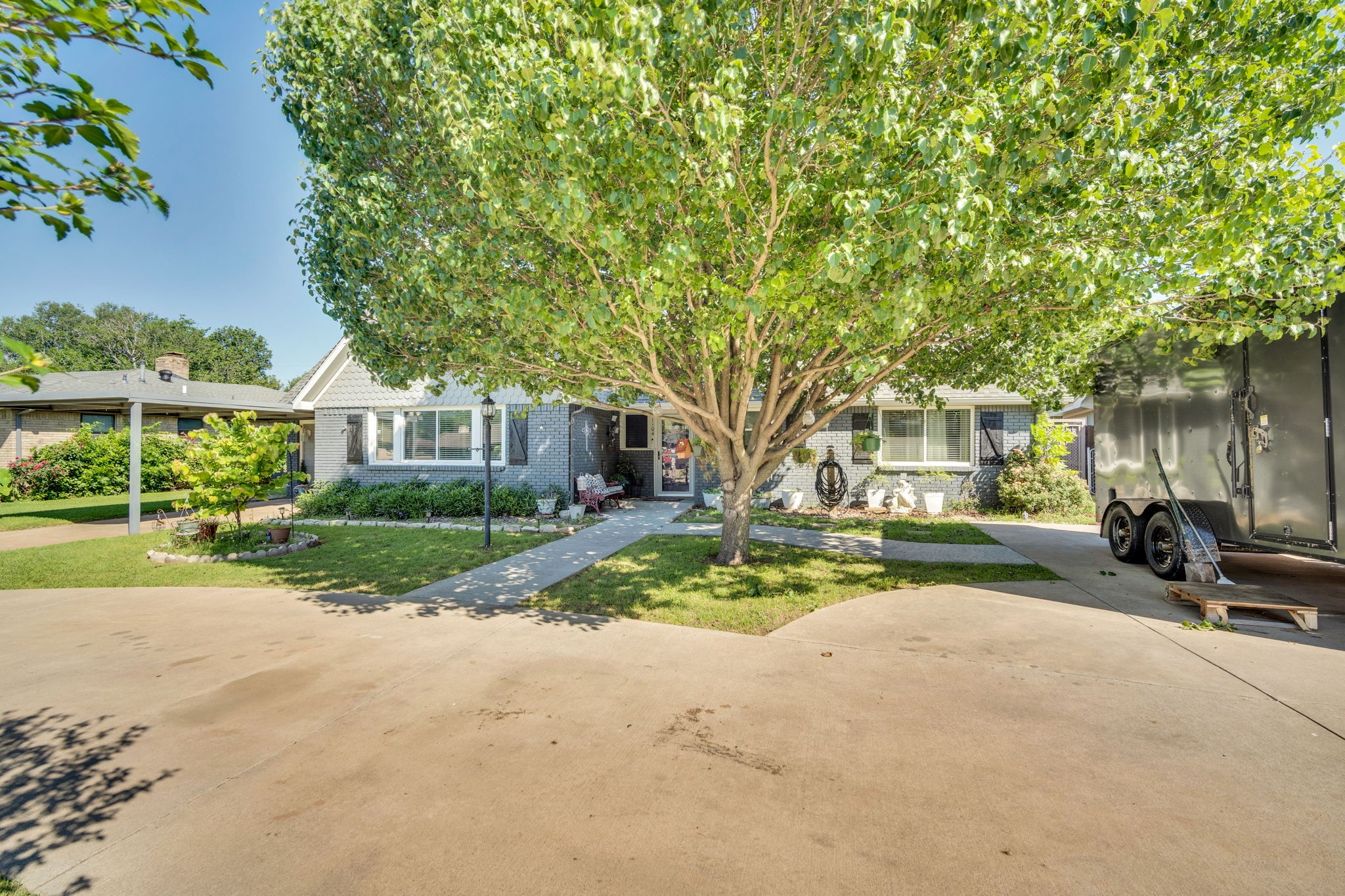 1104 Sheridan Lane Cleburne TX 76033