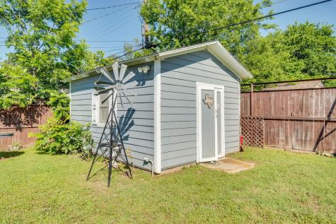 1104 Sheridan Lane Cleburne TX 76033