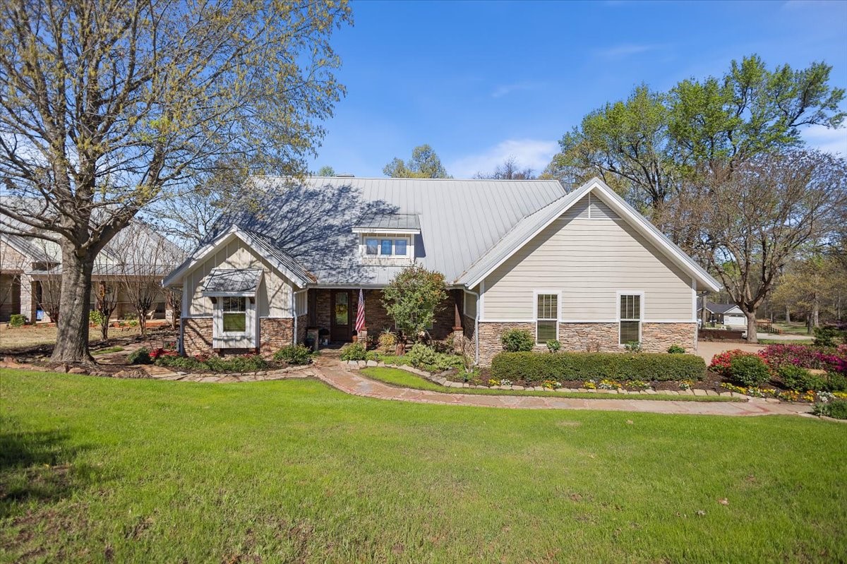 24050 Red Azalea Lindale TX 75771