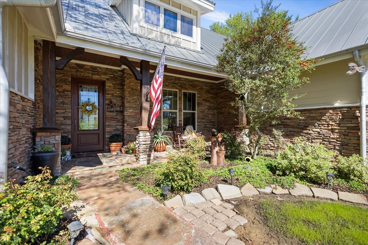 24050 Red Azalea Lindale TX 75771