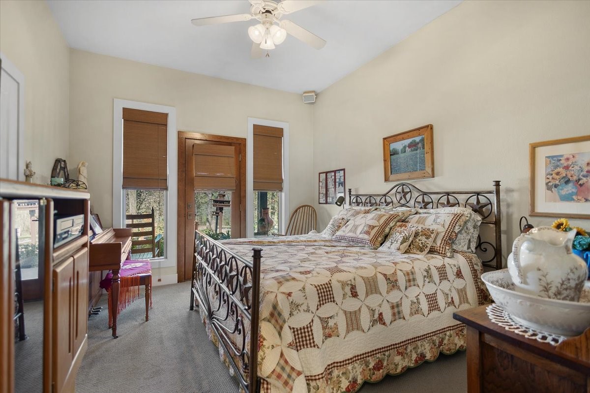 24050 Red Azalea Lindale TX 75771