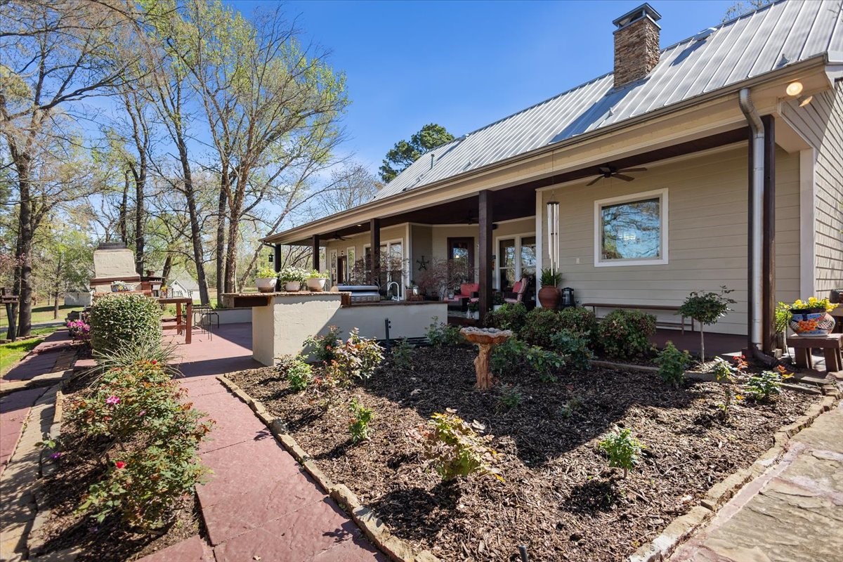 24050 Red Azalea Lindale TX 75771
