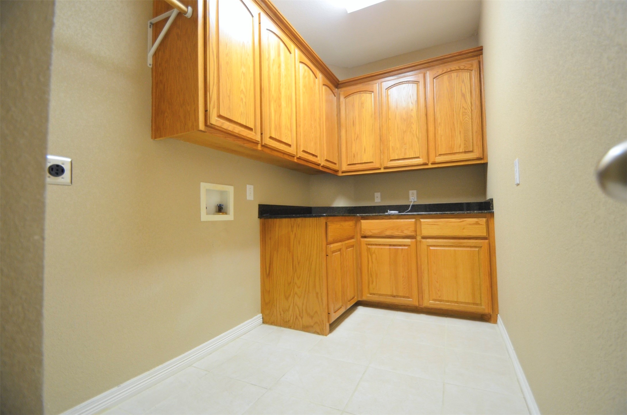 924 Lands End Cove Hewitt TX 76643