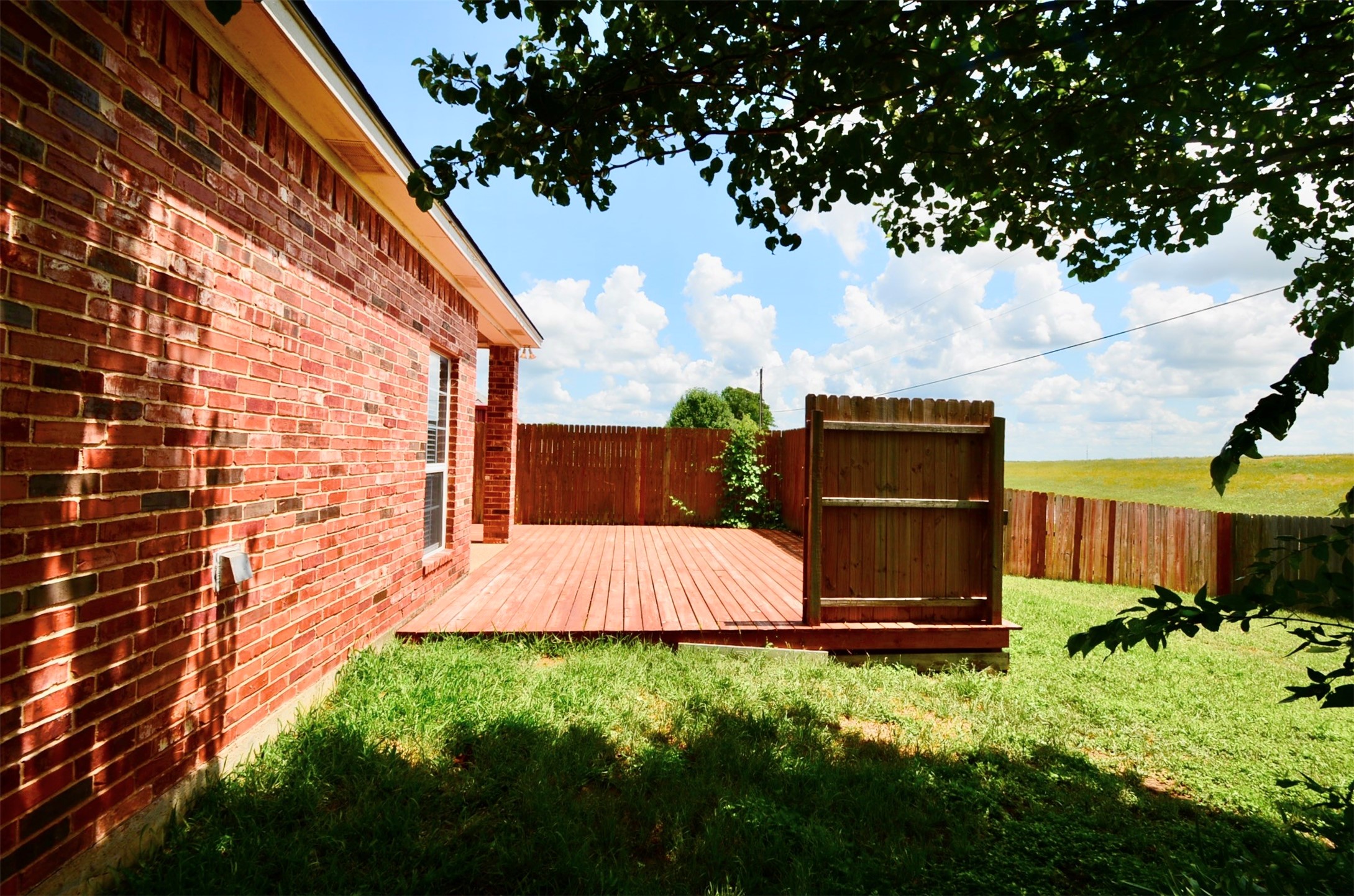924 Lands End Cove Hewitt TX 76643