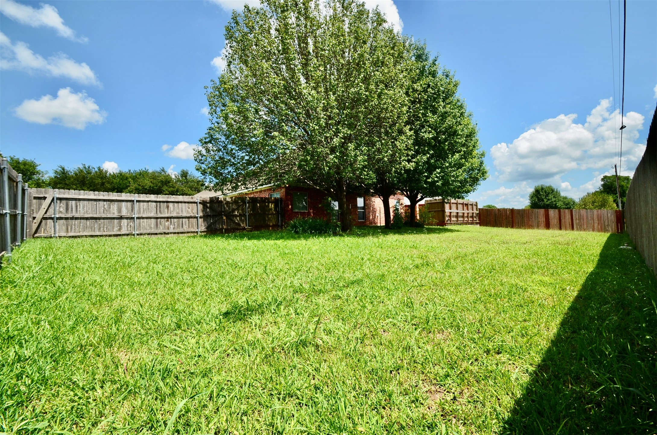 924 Lands End Cove Hewitt TX 76643