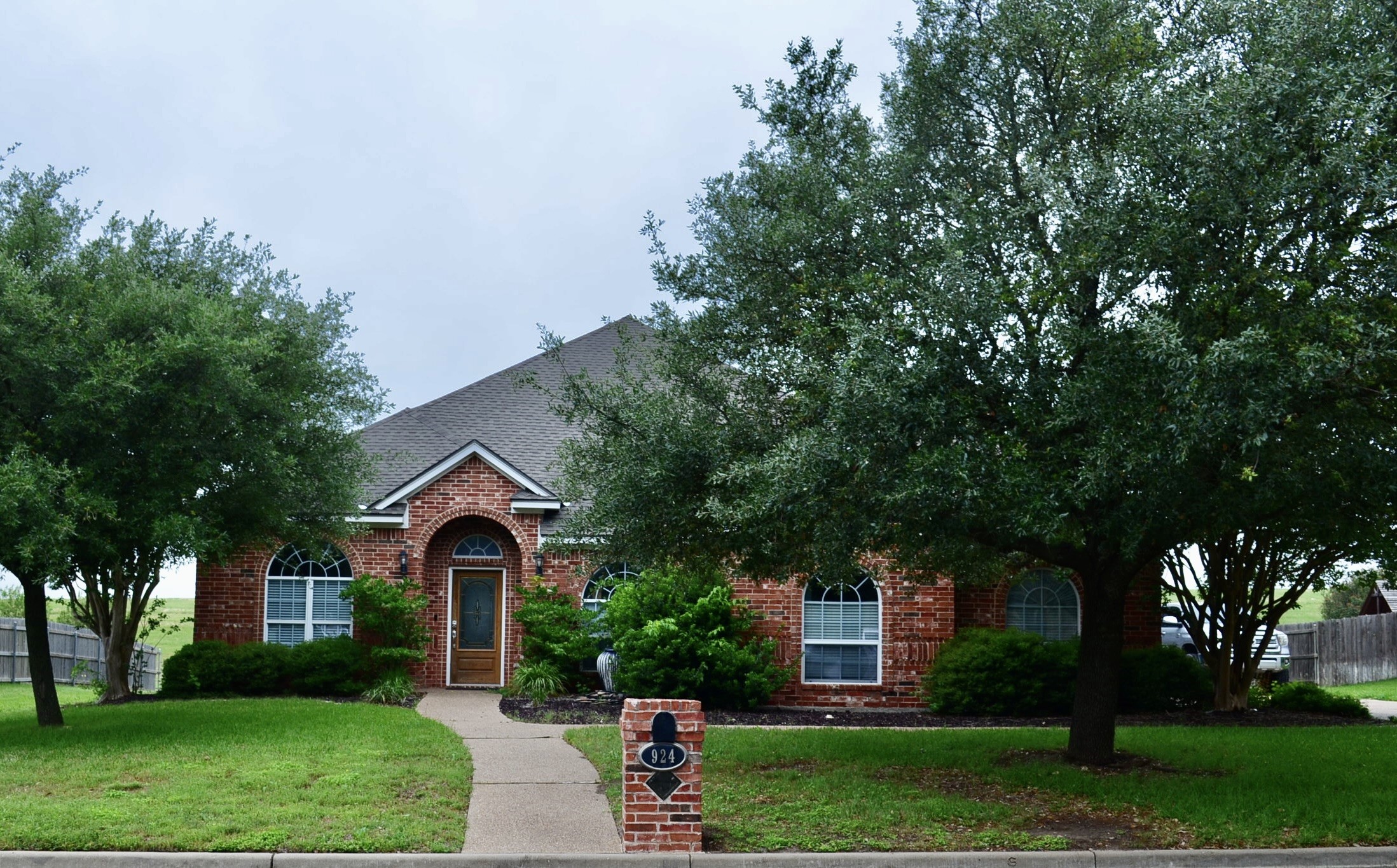 924 Lands End Cove Hewitt TX 76643