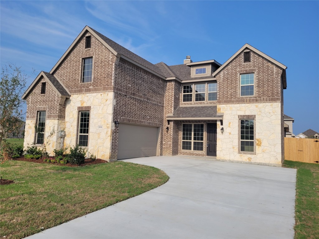 909 Michelle Drive Midlothian TX 76065