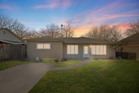 900 Metropolitan Street Ennis TX 75119