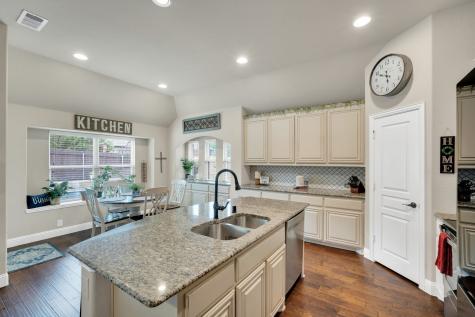 1505 Park Meadow Drive Midlothian TX 76065