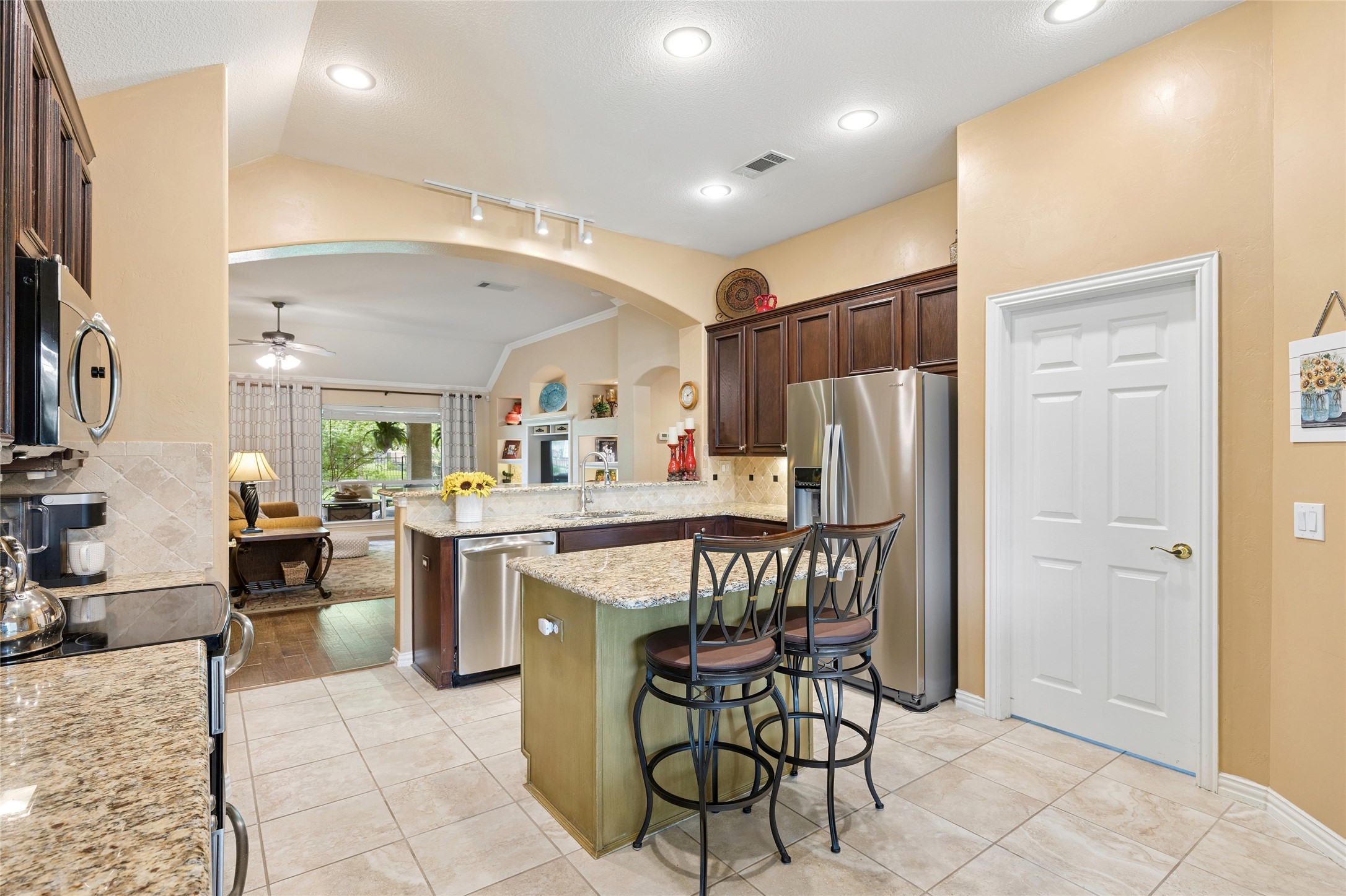 9300 Malibu Court Denton TX 76207