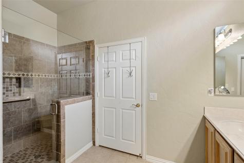 9300 Malibu Court Denton TX 76207