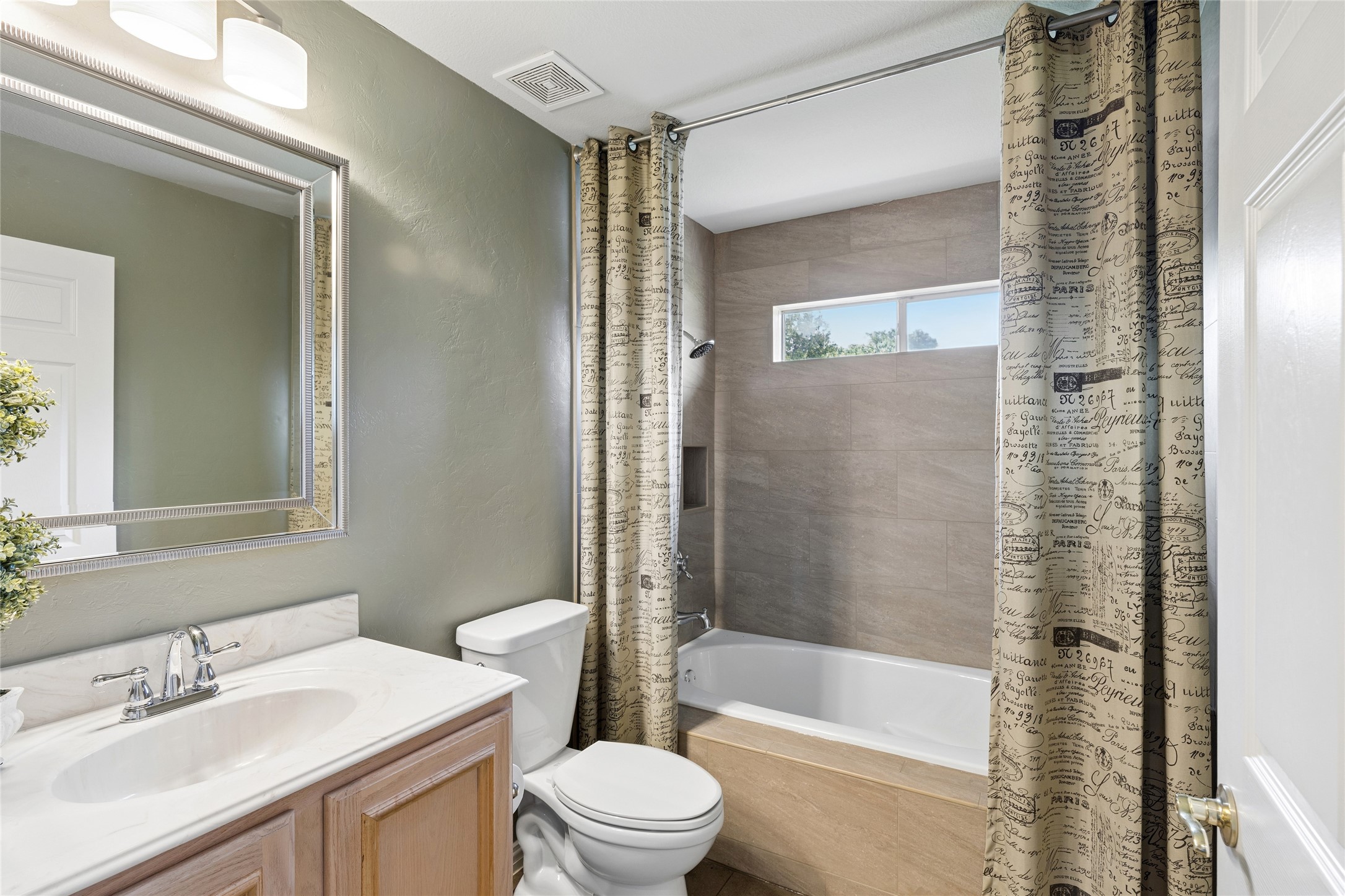 9300 Malibu Court Denton TX 76207