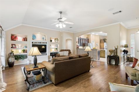 9300 Malibu Court Denton TX 76207