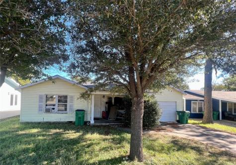 1113 Highway 59 N Bowie TX 76230