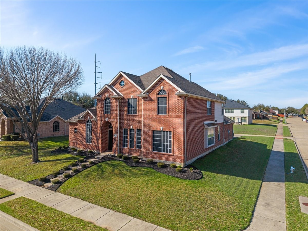 1137 Versailles Avenue Desoto TX 75115