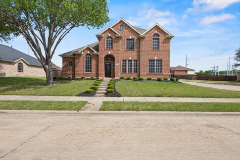 1137 Versailles Avenue Desoto TX 75115