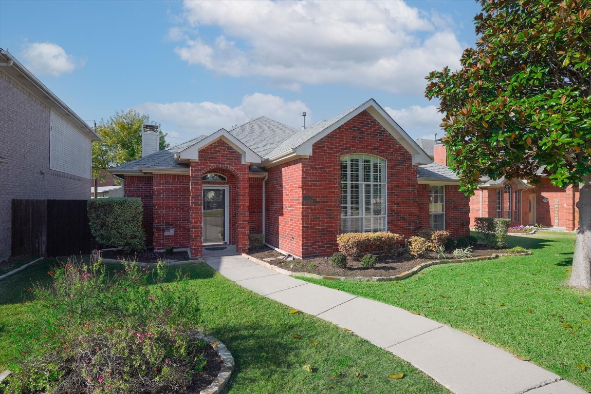 2108 Chapman Drive Carrollton TX 75010