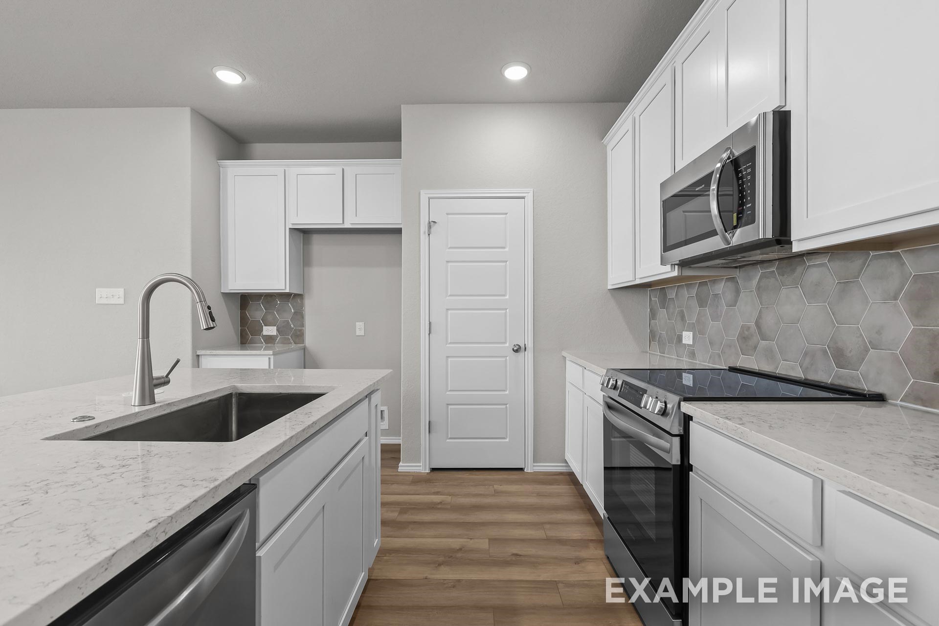 3516 Hank Drive Heartland TX 75126