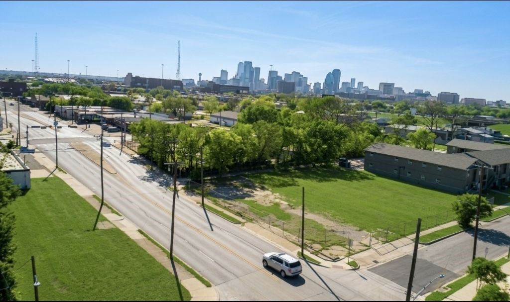 905 Ann Avenue Dallas TX 75223