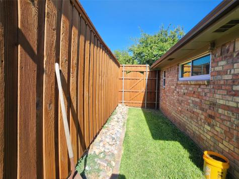 1023 Ridgefield Drive Plano TX 75075