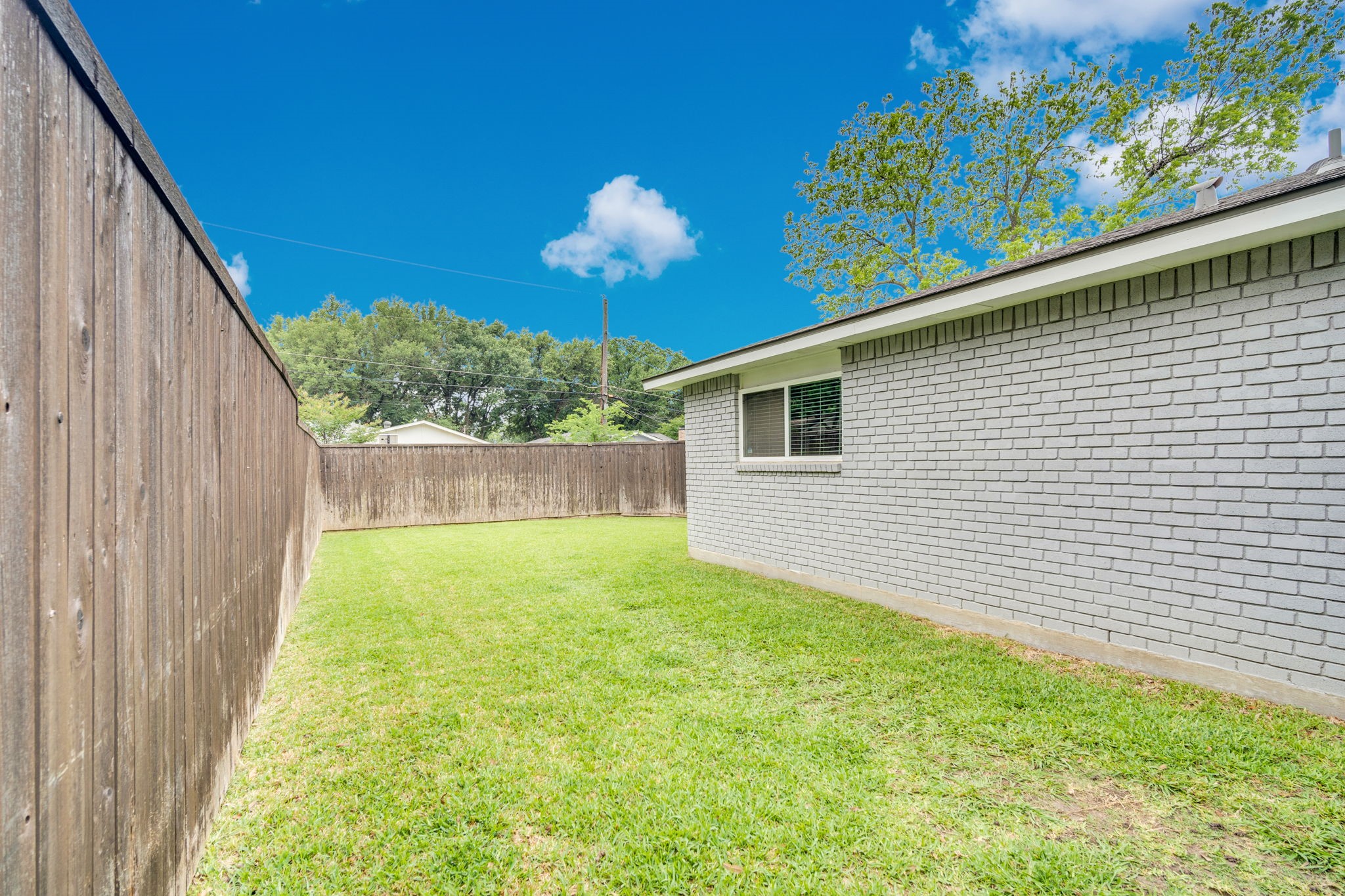 10810 Wallbrook Drive Dallas TX 75238