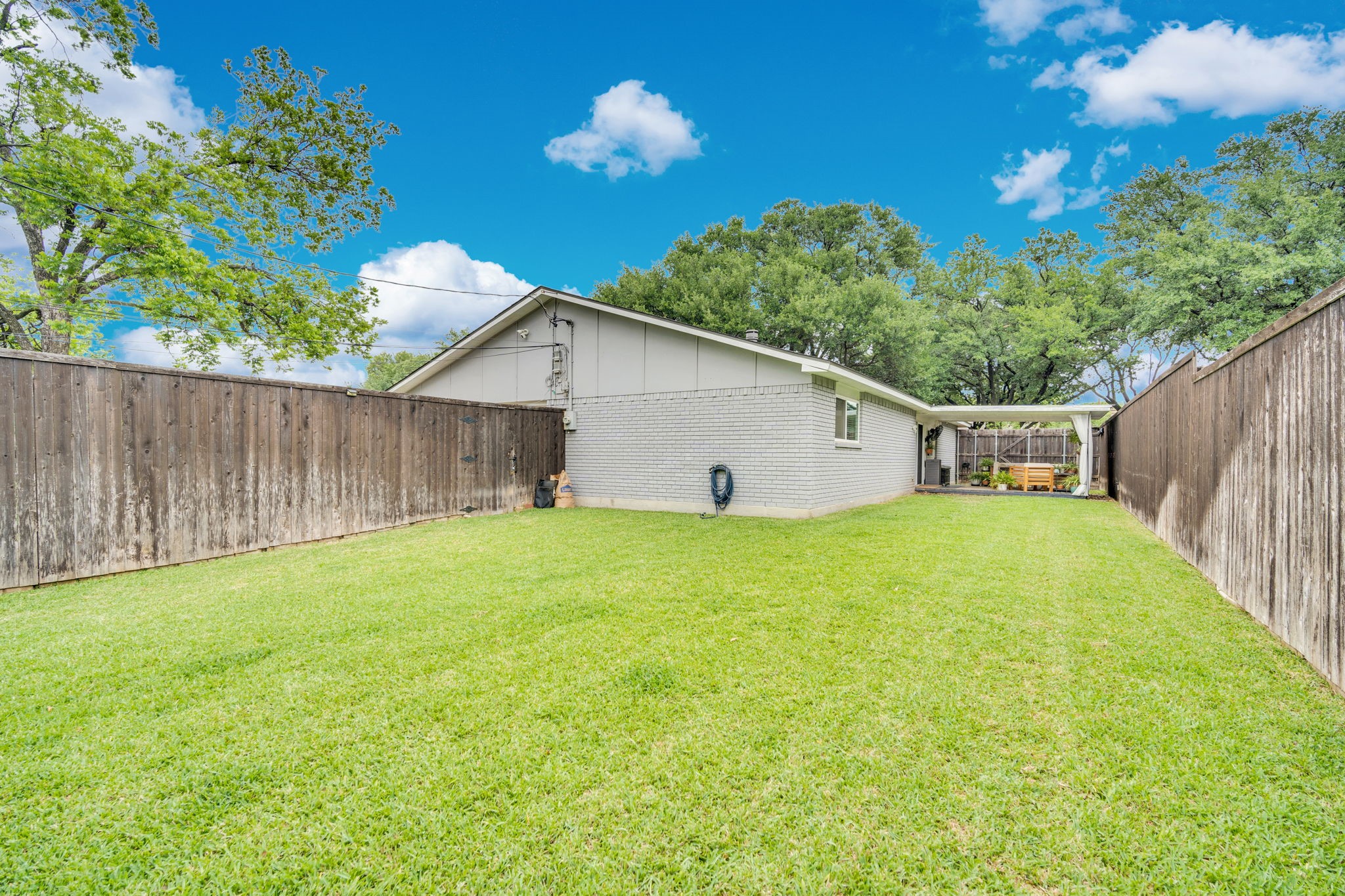 10810 Wallbrook Drive Dallas TX 75238