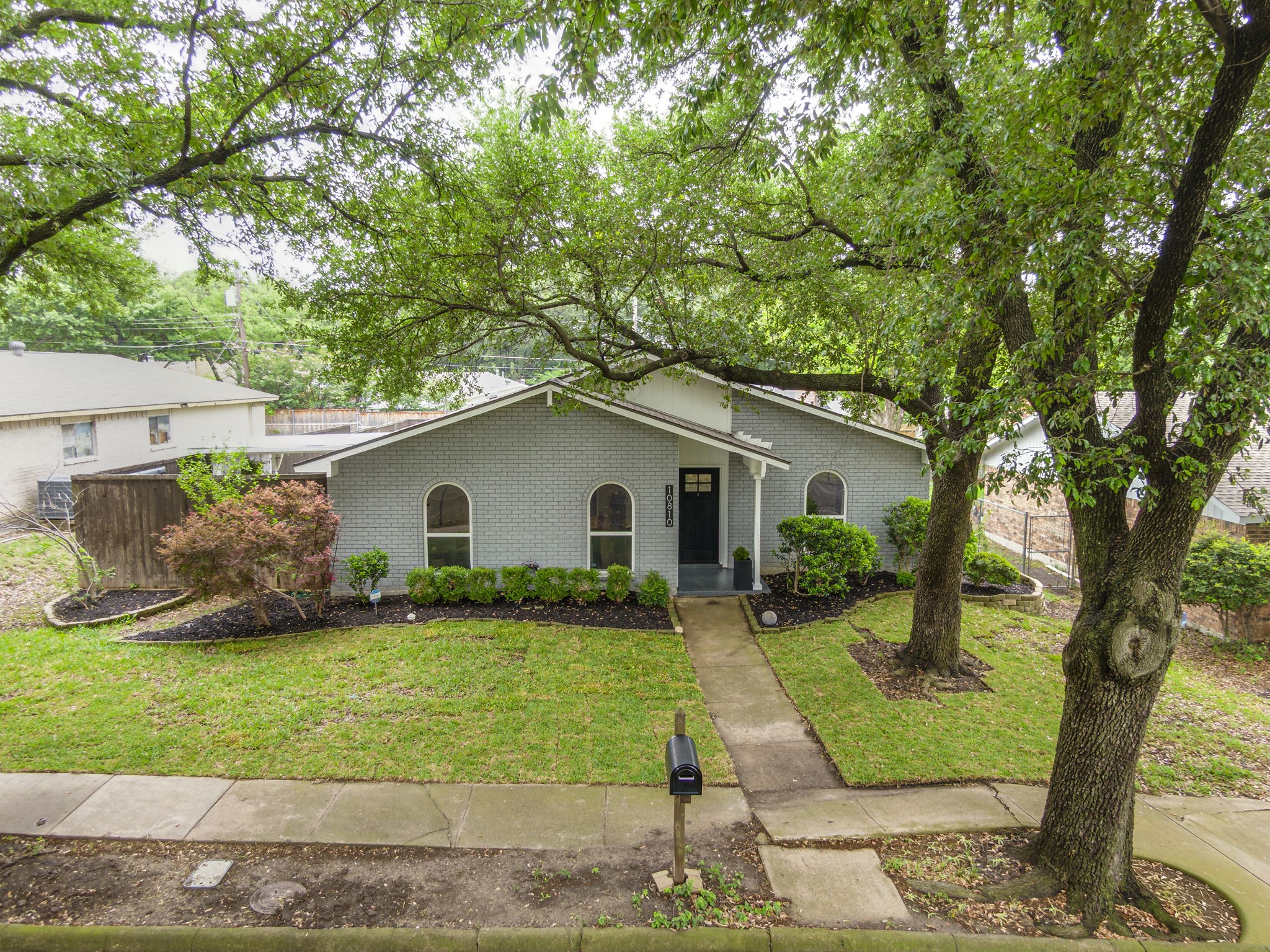 10810 Wallbrook Drive Dallas TX 75238