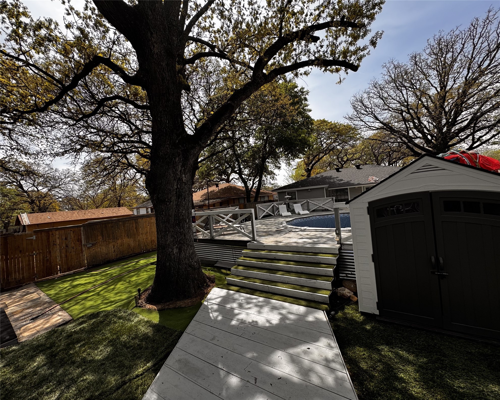 3020 Delaware Trail Lake Worth TX 76135