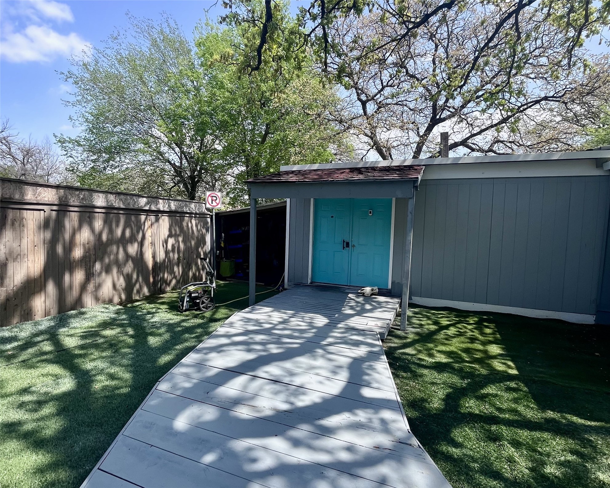 3020 Delaware Trail Lake Worth TX 76135