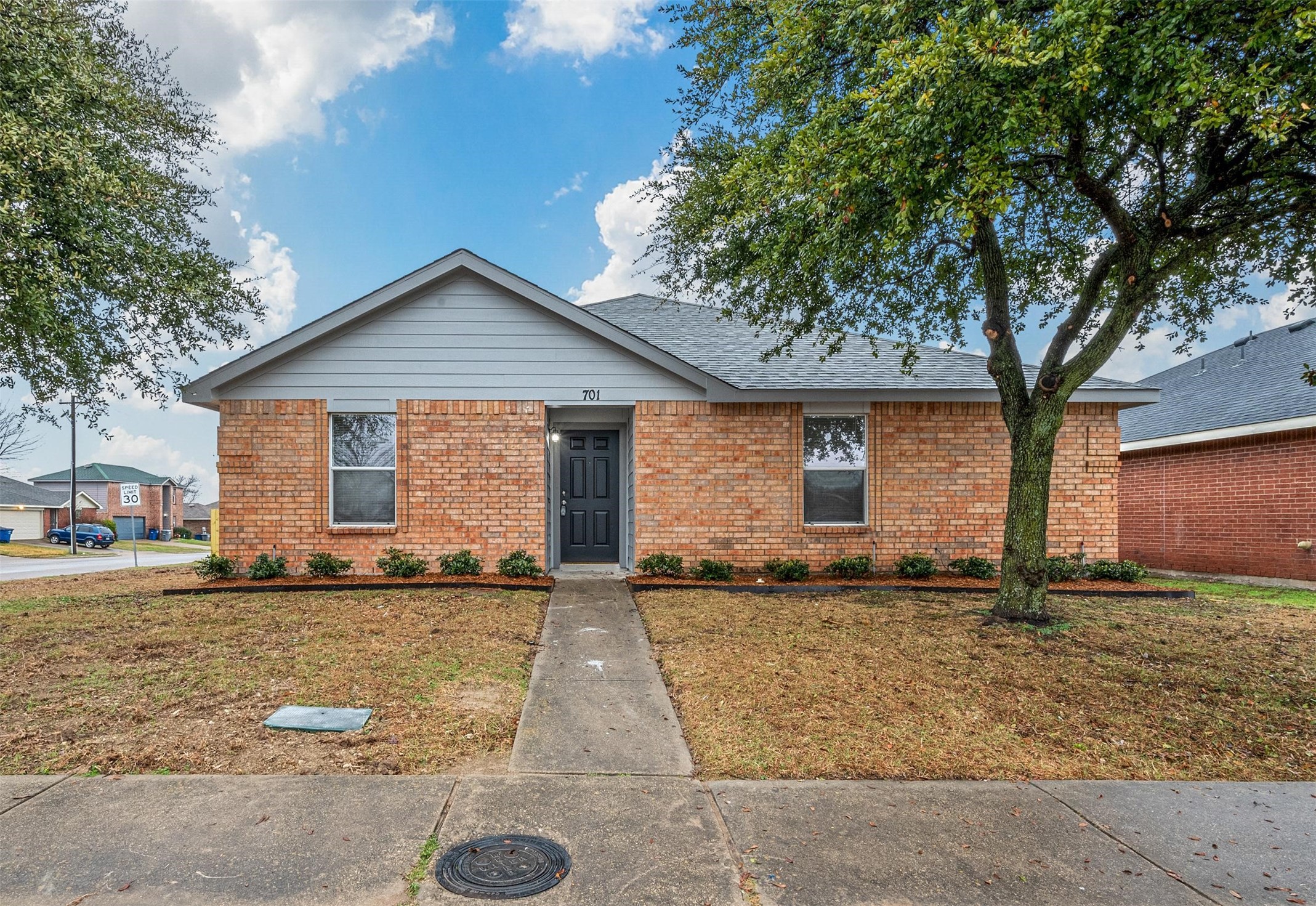 701 E Kirnwood Drive Dallas TX 75241