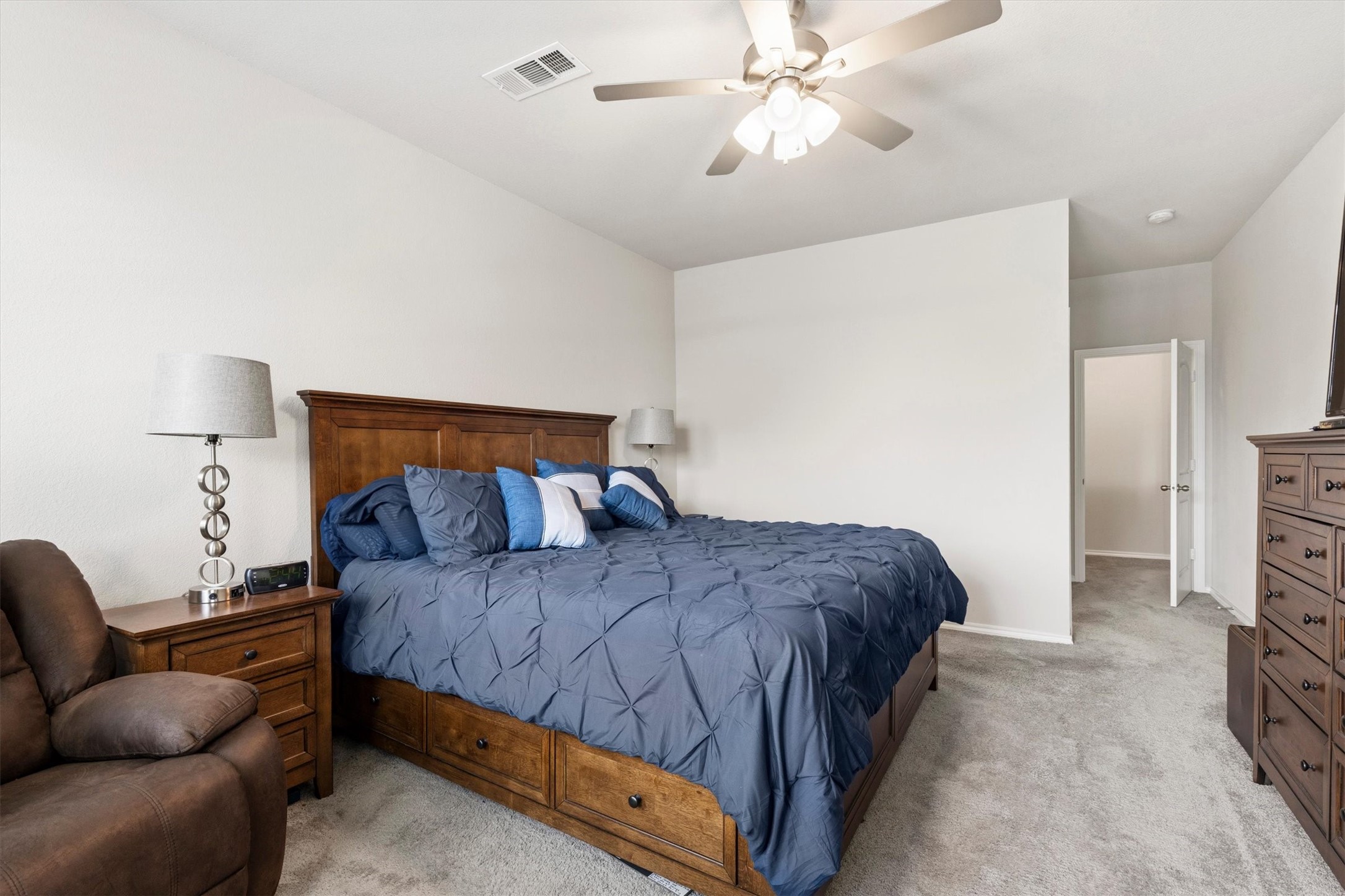 702 Matador Lane Arlington TX 76002