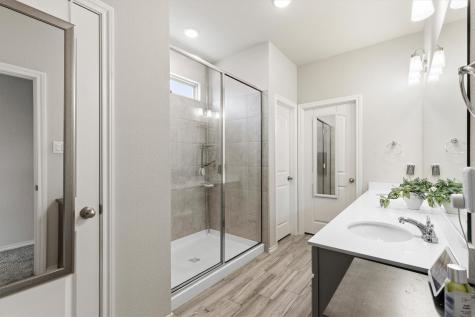 702 Matador Lane Arlington TX 76002