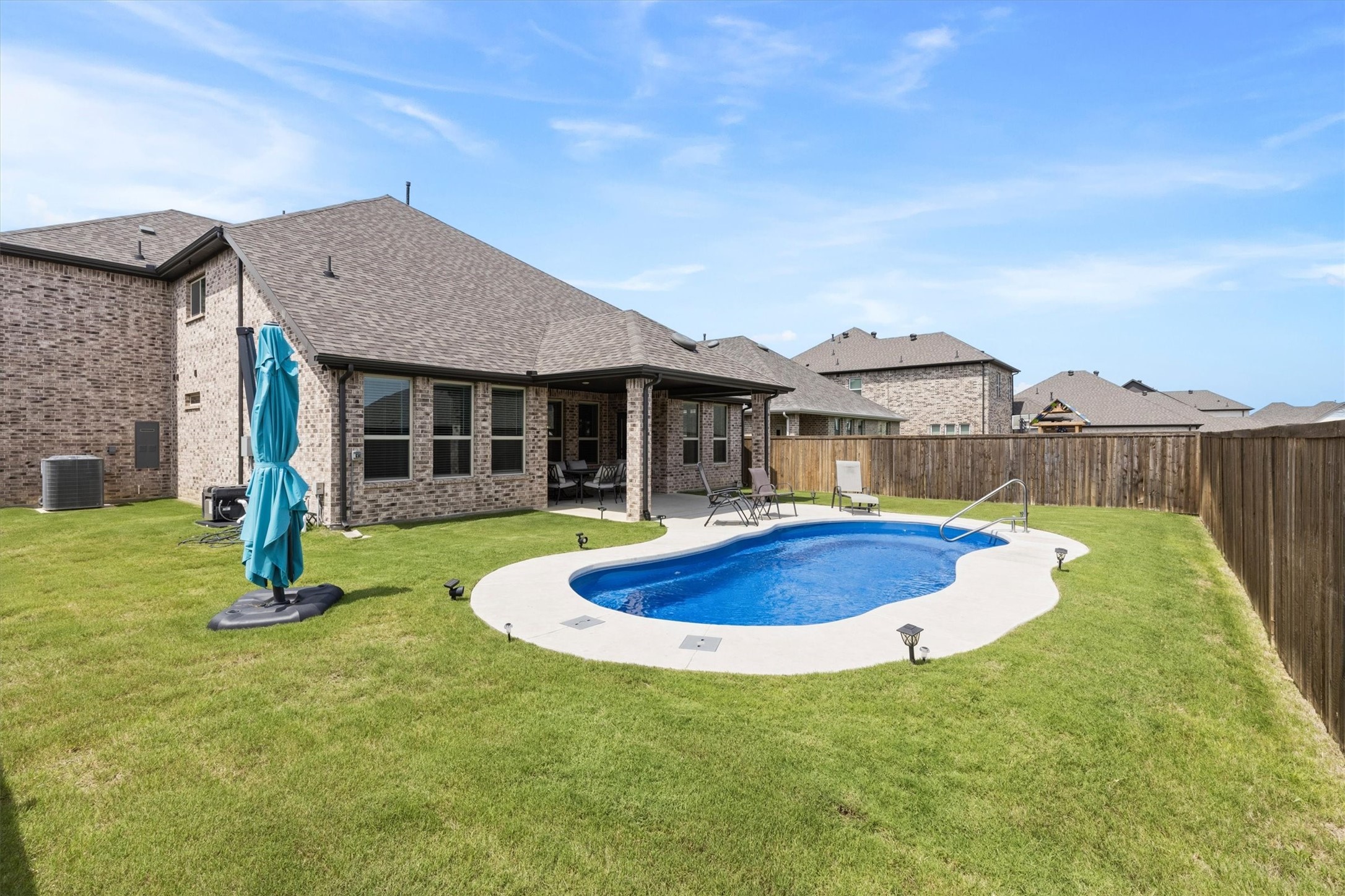 702 Matador Lane Arlington TX 76002