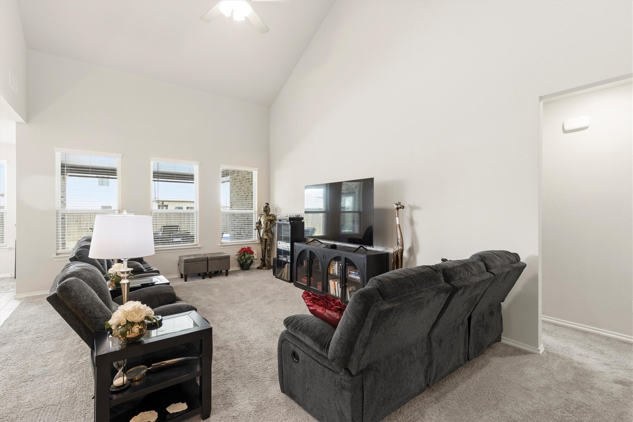 702 Matador Lane Arlington TX 76002