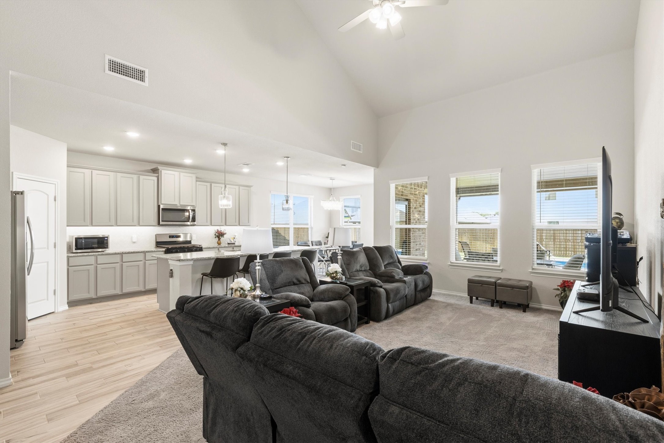702 Matador Lane Arlington TX 76002