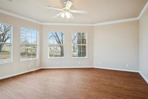 1705 E Bankhead Drive Weatherford TX 76086