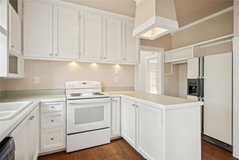 1705 E Bankhead Drive Weatherford TX 76086