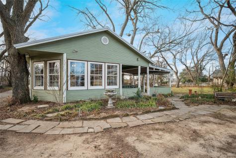 1705 E Bankhead Drive Weatherford TX 76086